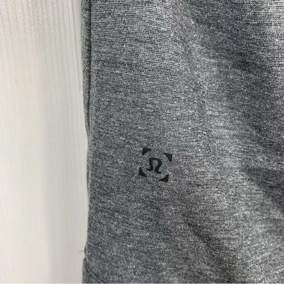 Lululemon Men’s Evolution Polo Short Sleeve Shirt - Picture 3 of 3